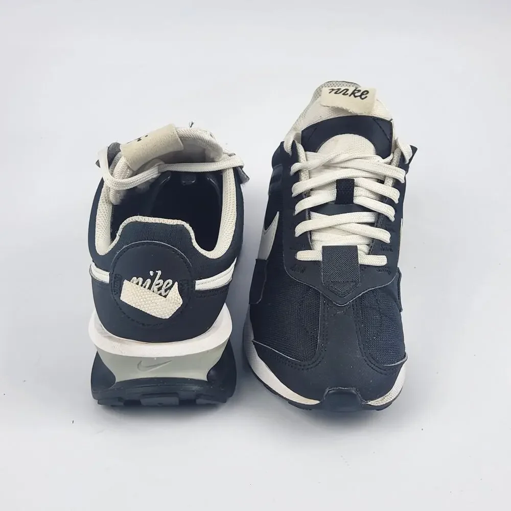 Nike Men's Air Max Pre-day Sneakers in Black and White - Size 6 men's